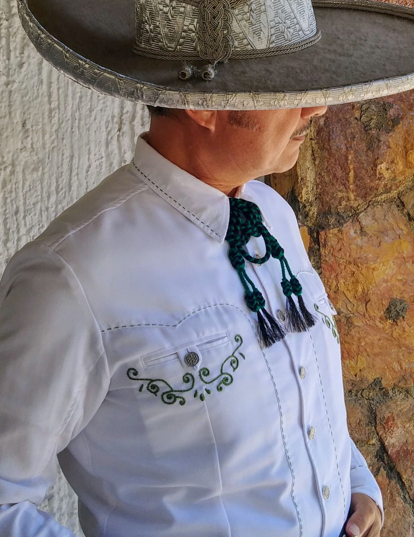 CORBATA CHARRA CON CRIN DE CABALLO
